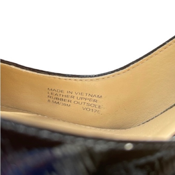 🌻Michael Kors black textured leather heels Size 8.5 - Picture 5 of 8